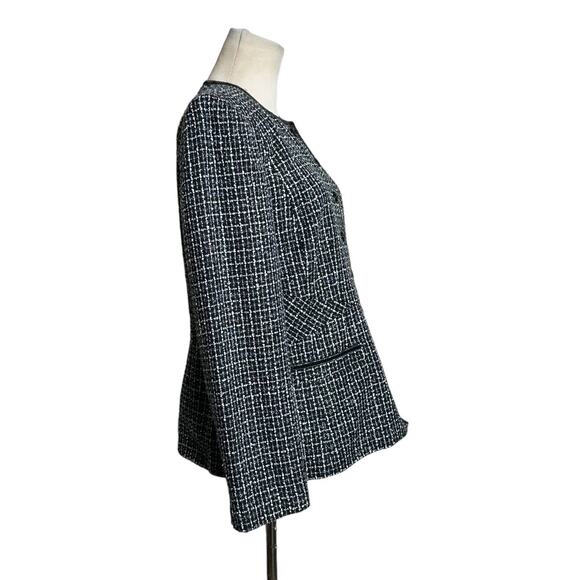Sag Harbor black tweed sequin trim detail button blazer size 12 - Picture 4 of 10
